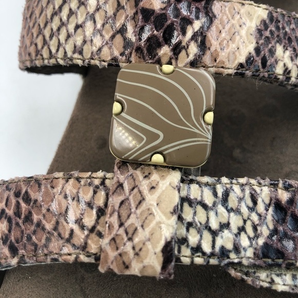 Vionic Amber Sandals Sz 10 M Natural Snake Velcro - Picture 9 of 16